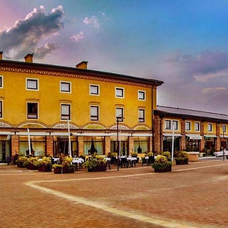 Fracanzana Hotel Montebello Vicentino ภายนอก รูปภาพ